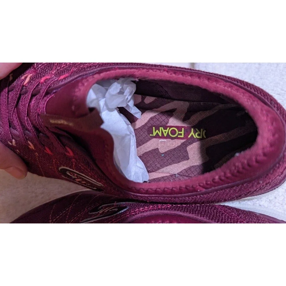 Skechers step into